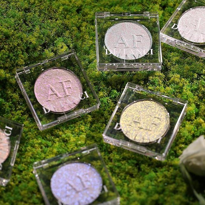 Highlighter Makeup Palette, Long Lasting New Formula, Fairy-like Cheek Highlight,#1