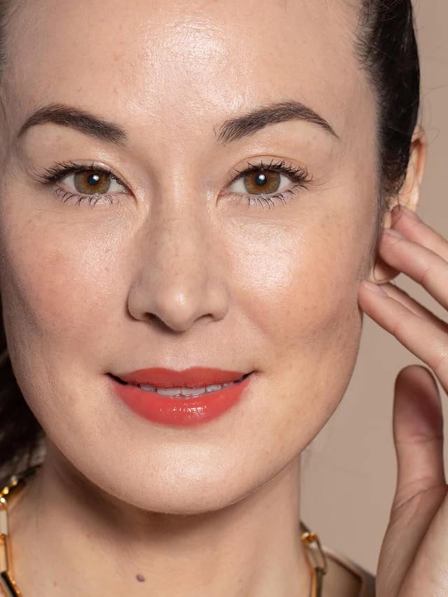 ILIA - Balmy Gloss Tinted Lip Oil | Non-Toxic, Cruelty-Free, Vegan, Hyaluronic Acid, Non-Sticky for Moisturizing + Plumping (Saint, 0.14 fl oz | 4.3 ml)