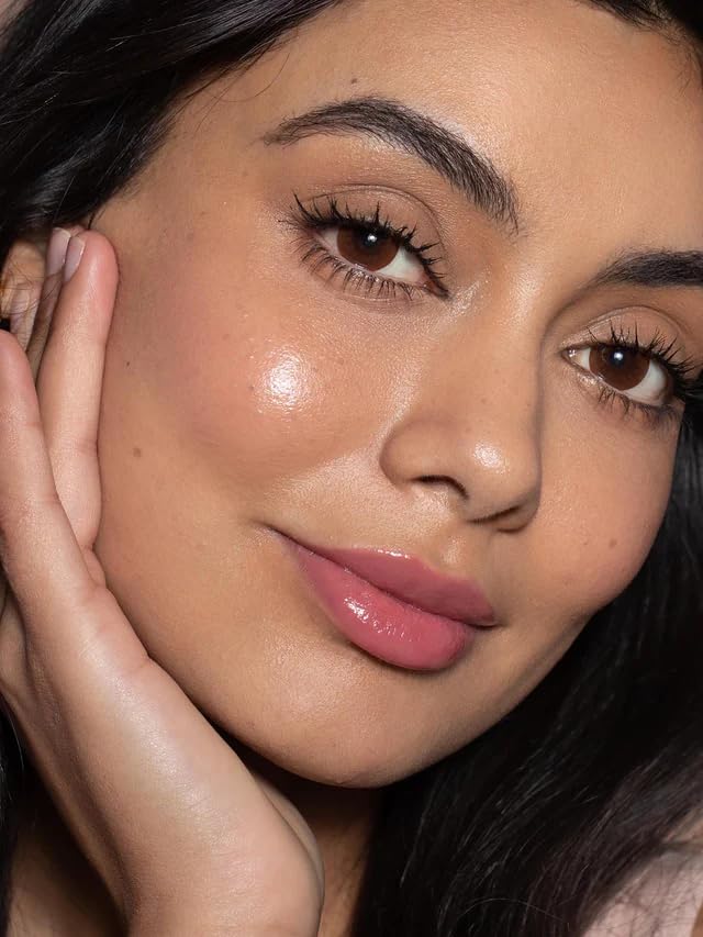 ILIA - Balmy Gloss Tinted Lip Oil | Non-Toxic, Cruelty-Free, Vegan, Hyaluronic Acid, Non-Sticky for Moisturizing + Plumping (Linger, 0.14 fl oz | 4.3 ml)